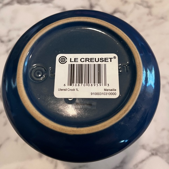 Le Creuset Utensil Holder - Picture 3 of 5